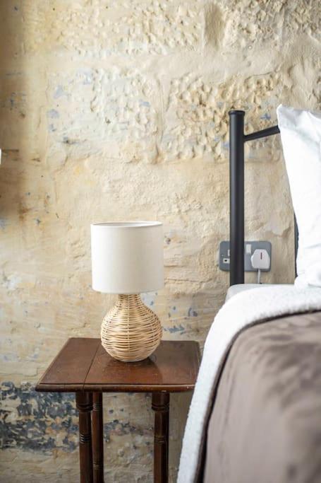 Chic, Stylish & Spacious Flat In Central วัลเลตตา ภายนอก รูปภาพ