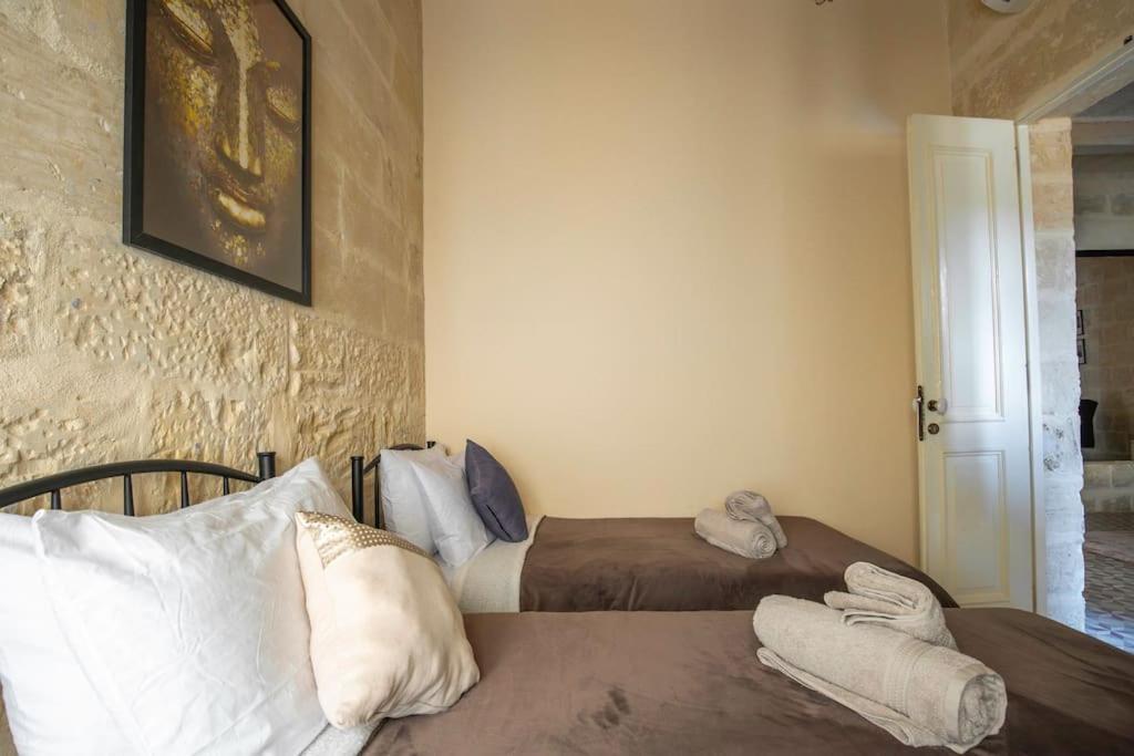 Chic, Stylish & Spacious Flat In Central วัลเลตตา ภายนอก รูปภาพ