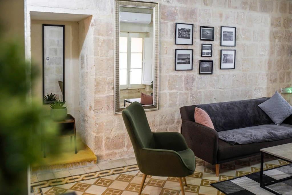 Chic, Stylish & Spacious Flat In Central วัลเลตตา ภายนอก รูปภาพ