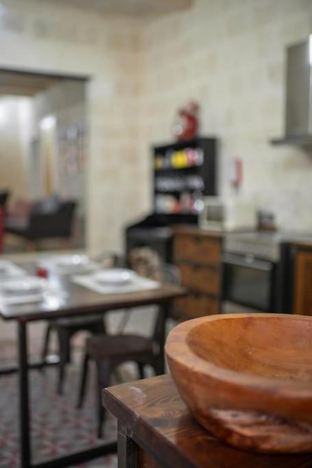 Chic, Stylish & Spacious Flat In Central วัลเลตตา ภายนอก รูปภาพ